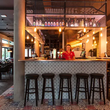 Готель Pointe Isabelle