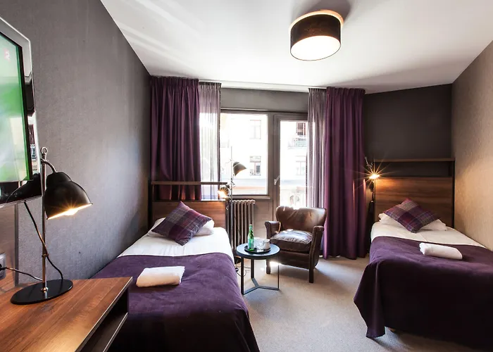 伊莎贝尔酒店 3*