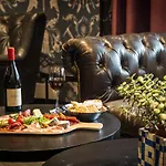 Hotel Pointe Isabelle 3*