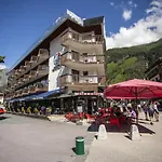 Hotel Pointe Isabelle 3*