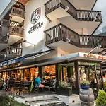 Hotel Pointe Isabelle