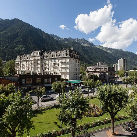 푸앙트 이자벨르 호텔 3*