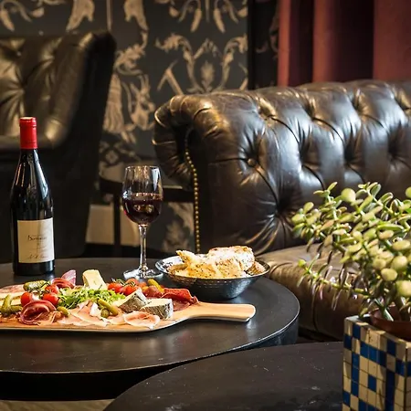 Hotel Pointe Isabelle 3*